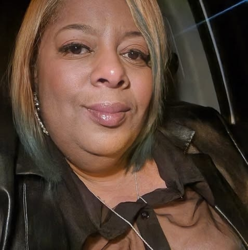 Meet your Posher, Aisha